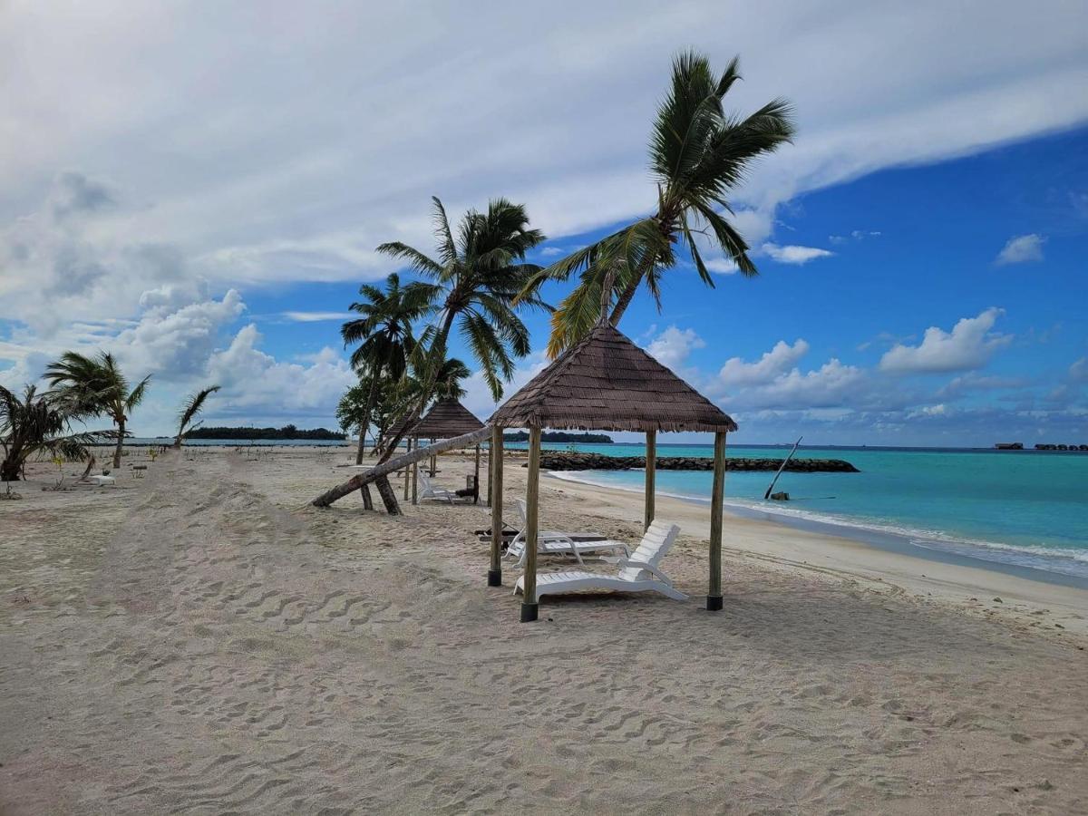 Adroit Beach Inn กุราอิธู ภายนอก รูปภาพ