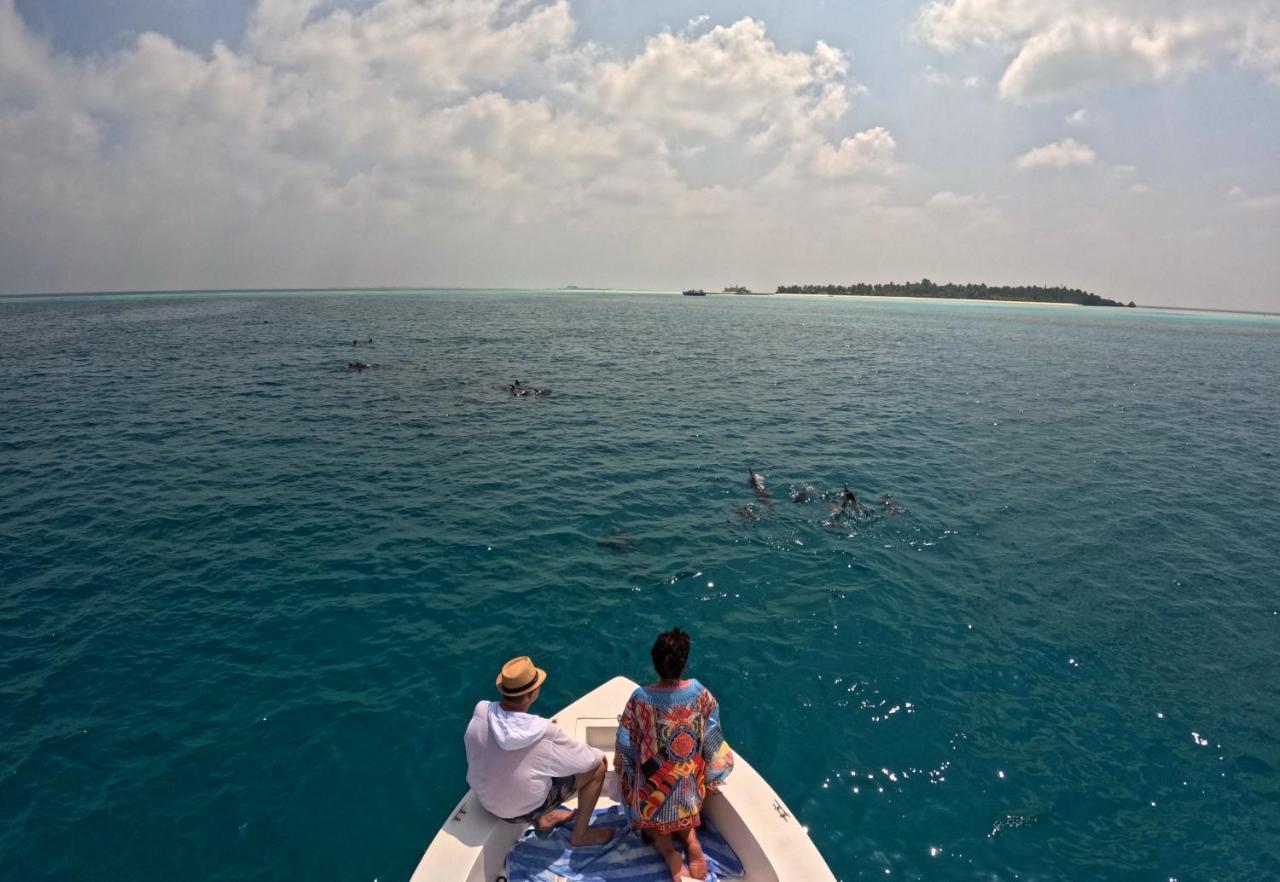 Adroit Beach Inn กุราอิธู ภายนอก รูปภาพ